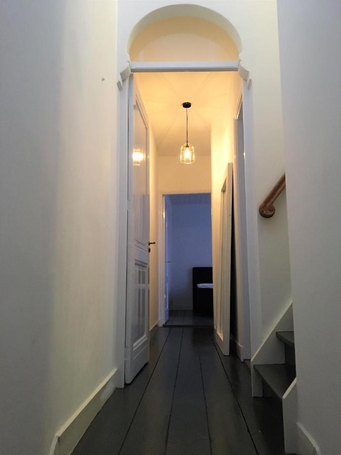 Ninet7 Bed & Breakfast Tilburg Bagian luar foto
