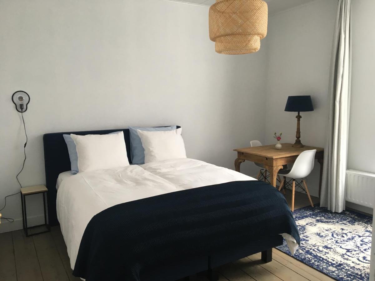 Ninet7 Bed & Breakfast Tilburg Bagian luar foto