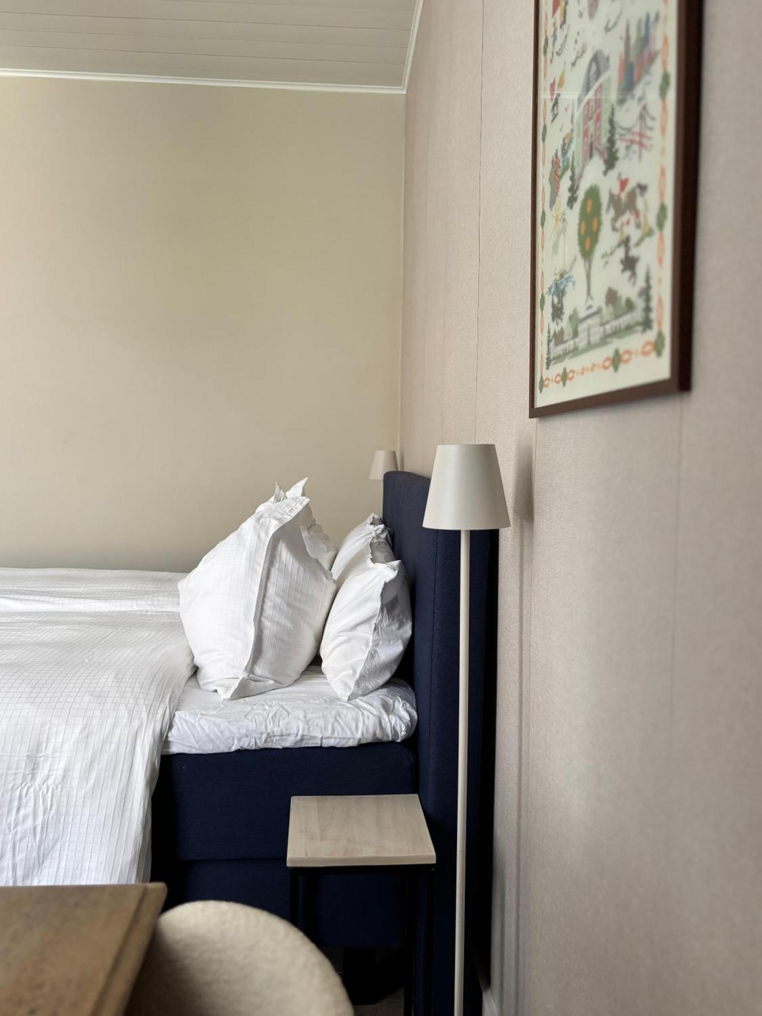 Ninet7 Bed & Breakfast Tilburg Bagian luar foto
