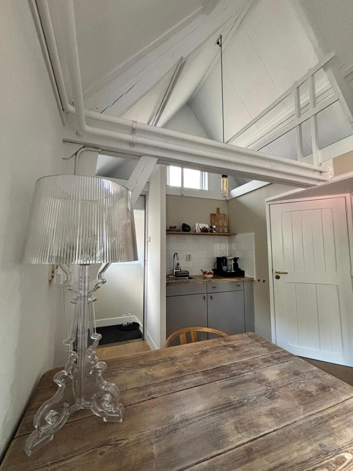 Ninet7 Bed & Breakfast Tilburg Bagian luar foto