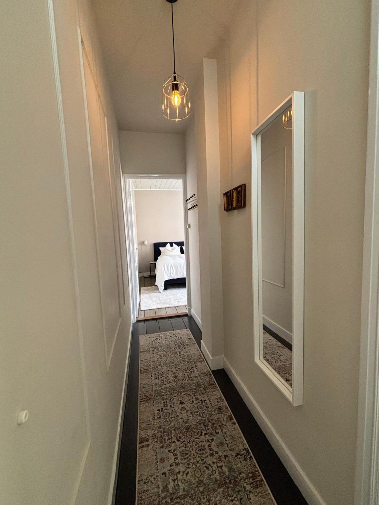 Ninet7 Bed & Breakfast Tilburg Bagian luar foto